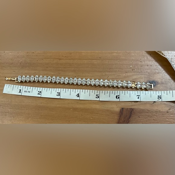 Tennis Necklace sophisticate reign about/approximately 16” tennis necklace w/CZ. - Picture 7 of 8